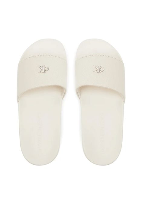 Ciabatte Calvin Klein Slide Monogram Hardware Ecru Donna CALVIN KLEIN | Ciabatte | YW0YW01713-AEO